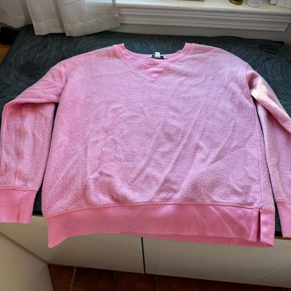 American Eagle Outfitters Tops - American Eagle Outfitters Pink Crewneck Pullover Sweater